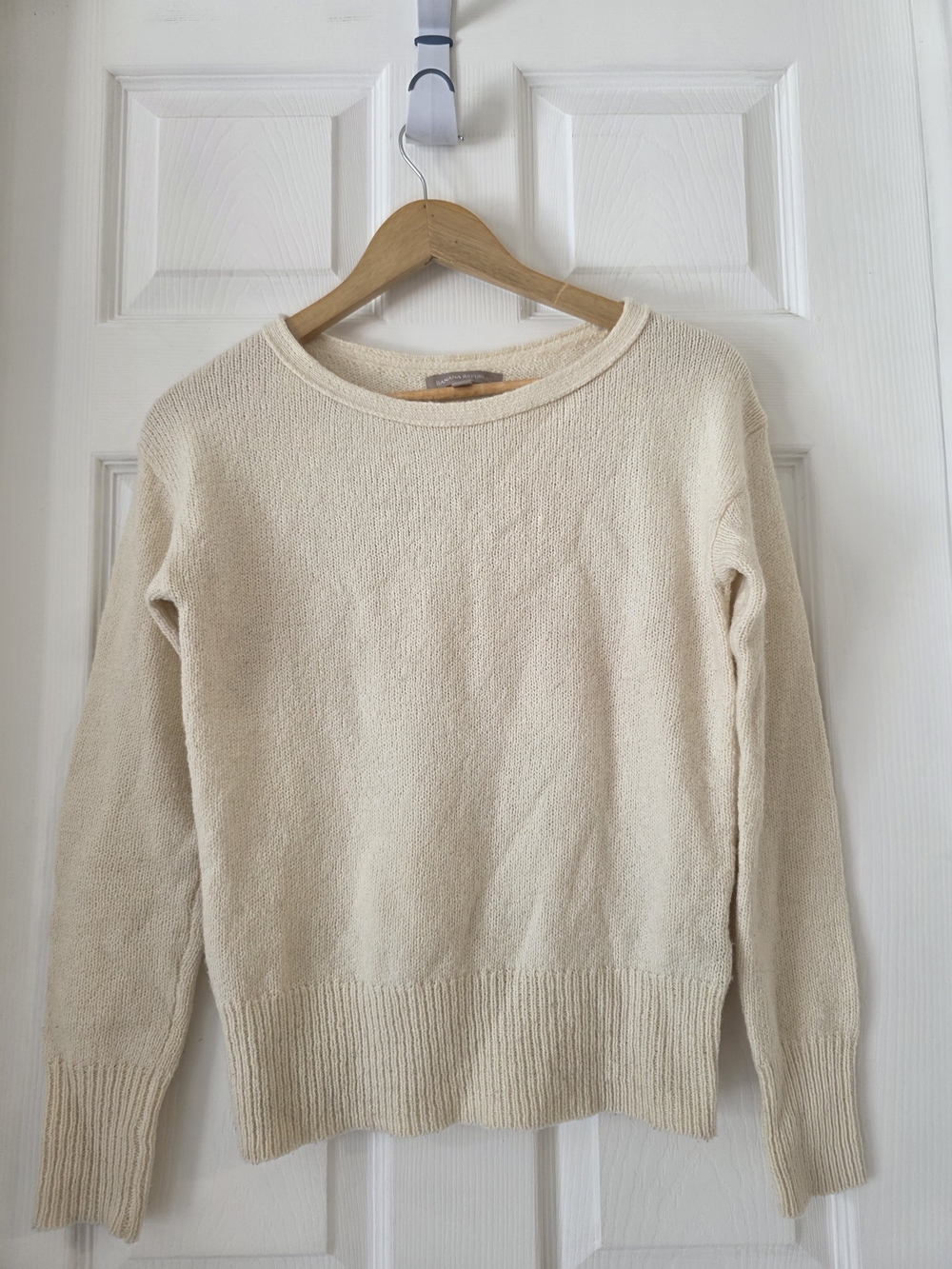 Banana Republic Ivory Crewneck Sweater XS
